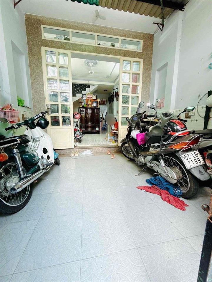 NHÀ HẺM 4m, xây 4  TẦNG, Dt đẹp (4x15m), nở hậu, gần MT Dương Bá Trạc
