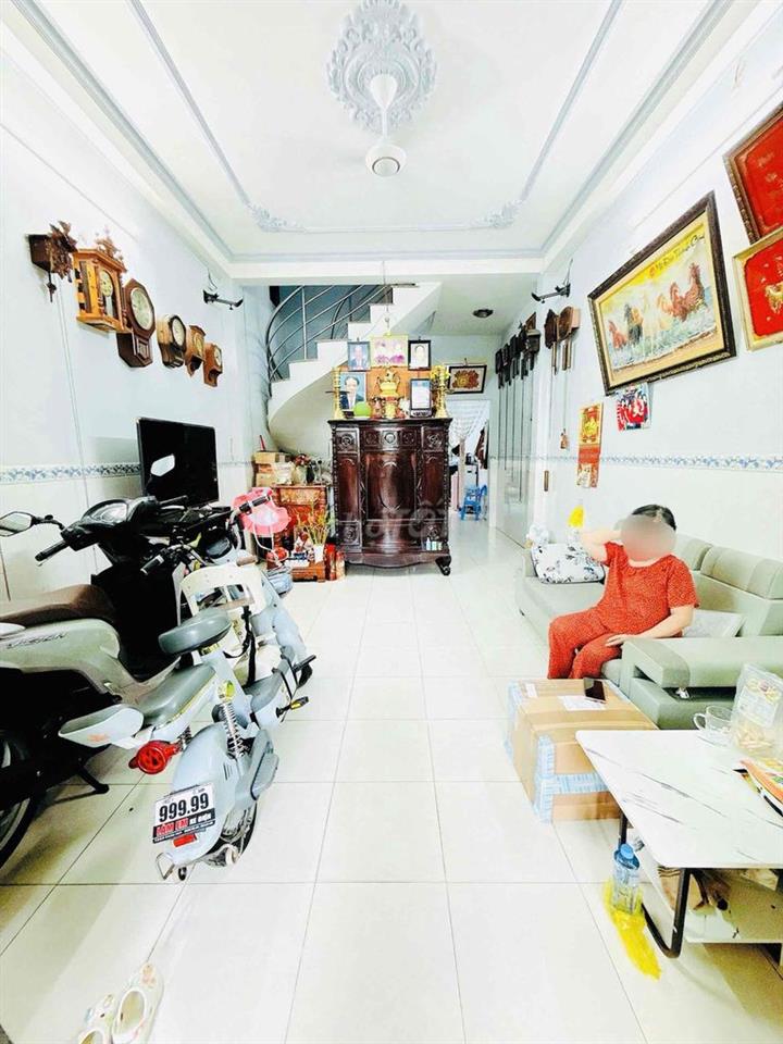 NHÀ HẺM 4m, xây 4  TẦNG, Dt đẹp (4x15m), nở hậu, gần MT Dương Bá Trạc