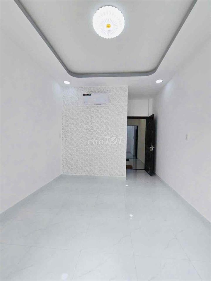 NHÀ MỚI 100% – 4 TẦNG – HẺM THÔNG – CÁCH 2 CĂN RA HẺM Ô TÔ – NGUYỄN DU
