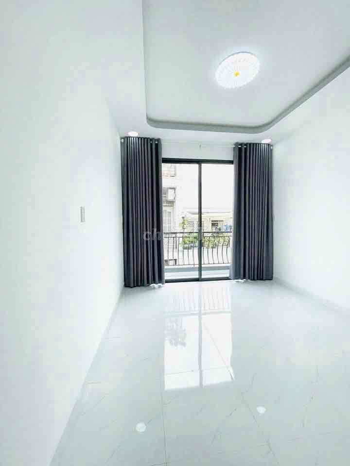 NHÀ MỚI 100% – 4 TẦNG – HẺM THÔNG – CÁCH 2 CĂN RA HẺM Ô TÔ – NGUYỄN DU