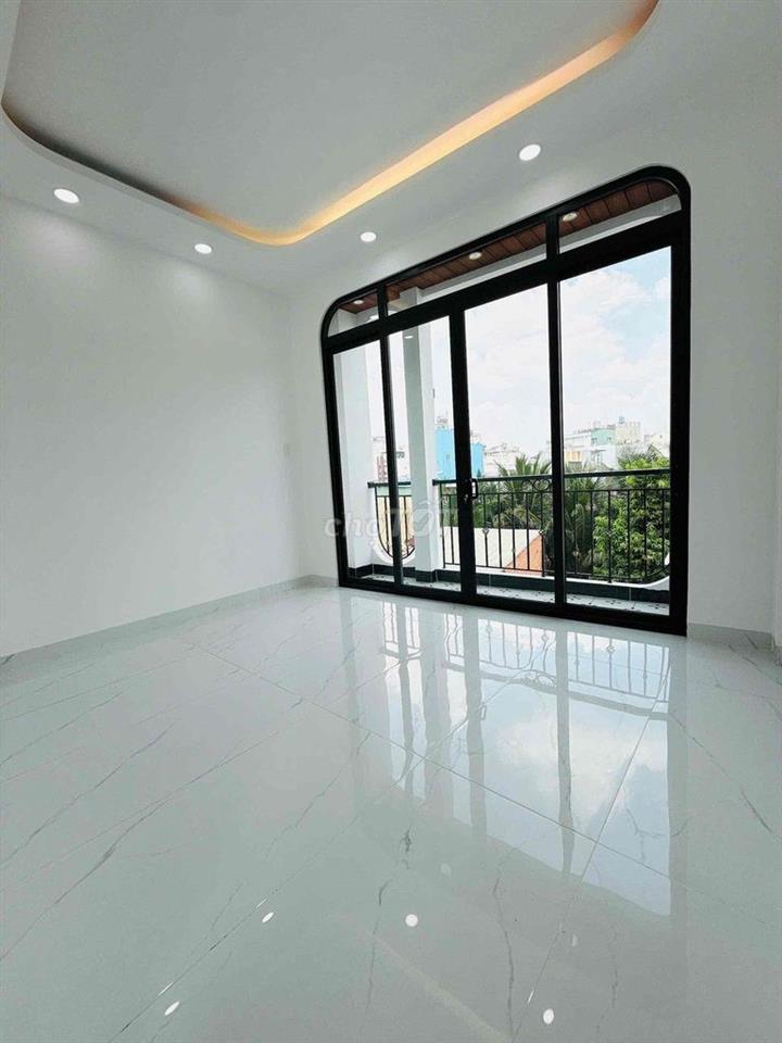 NHÀ MỚI PHẠM THẾ HIỂN - thông CAO LỖ P4 Q8 – CĂN GÓC 3 MẶT HẺM – 5PN
