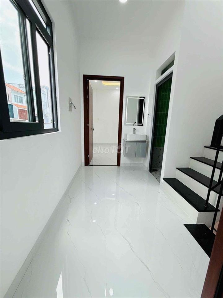 NHÀ MỚI PHẠM THẾ HIỂN - thông CAO LỖ P4 Q8 – CĂN GÓC 3 MẶT HẺM – 5PN