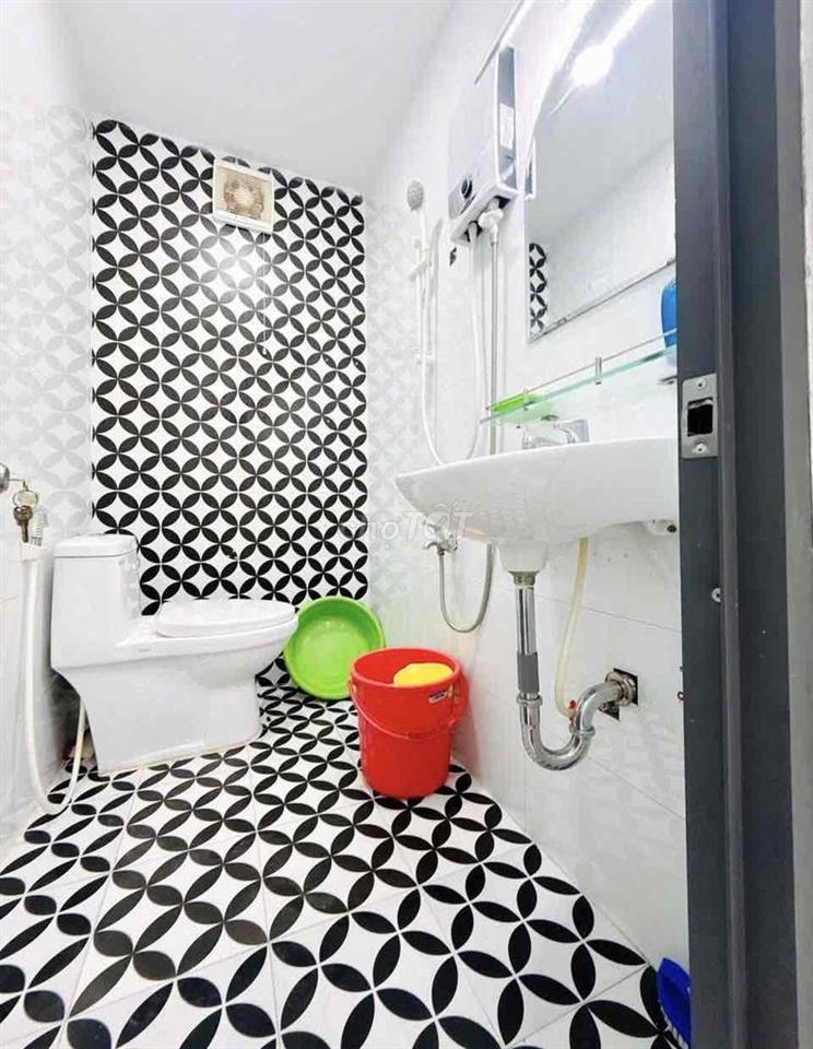 NHÀ ĐẸP DT lớn 75 m2 đất (5.5x14m) hẻm 5m ÂU DƯƠNG LÂN – P3 Q8