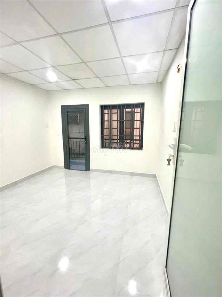 Nhà mới trệt, lầu hẻm 125 Nguyễn Thị Tần (3.5x11m, nở hậu), 40m2 đất