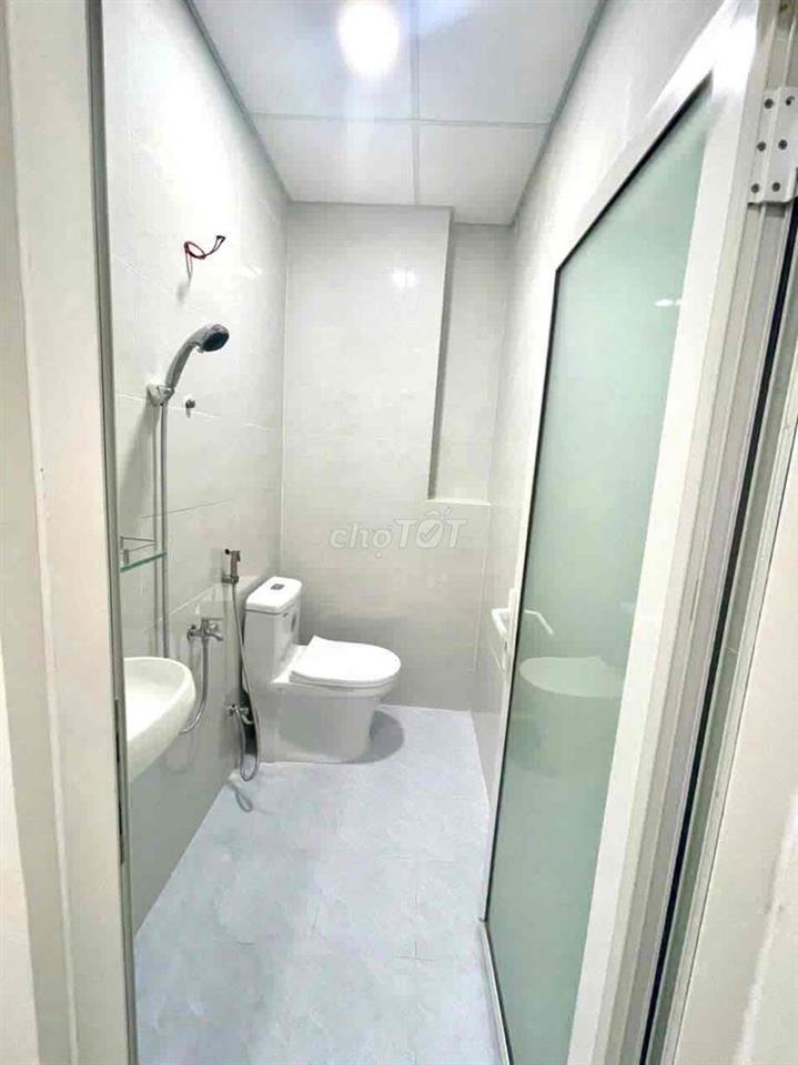 Nhà mới trệt, lầu hẻm 125 Nguyễn Thị Tần (3.5x11m, nở hậu), 40m2 đất