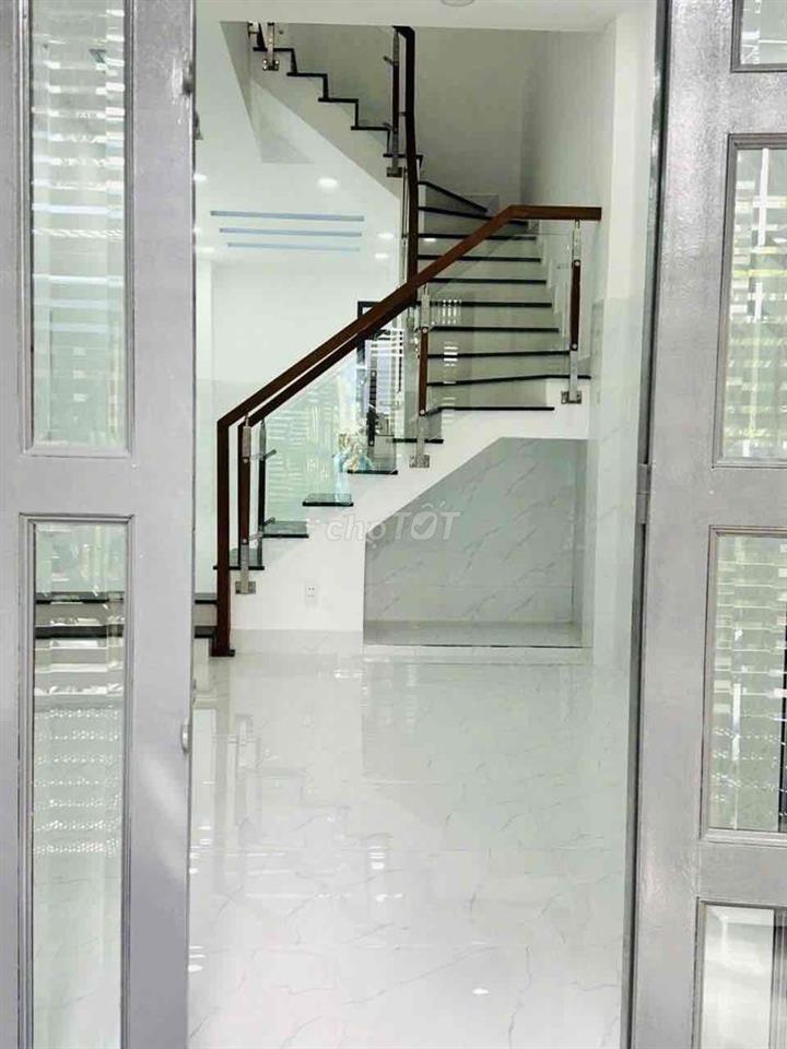 Nhà 3 tầng Mặt tiền đường số 12m  gần cầu Chánh Hưng  - P5 Q8