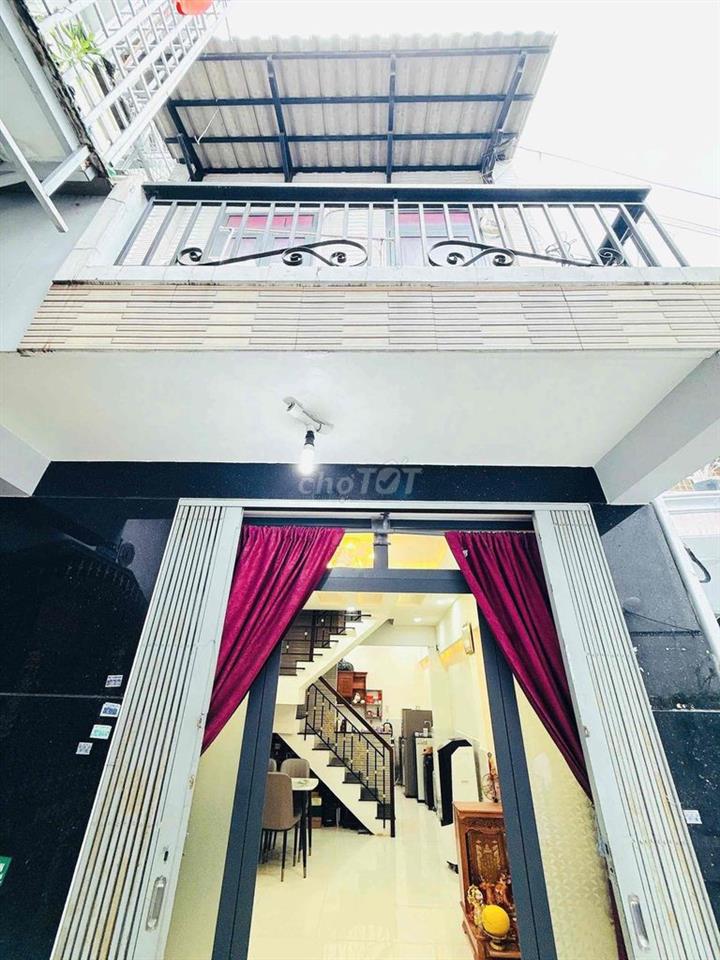 Nhà 2 tầng (3.5 x9.5m), k lộ giới, gần Mặt tiền Dương Bá Trạc P2 Q8