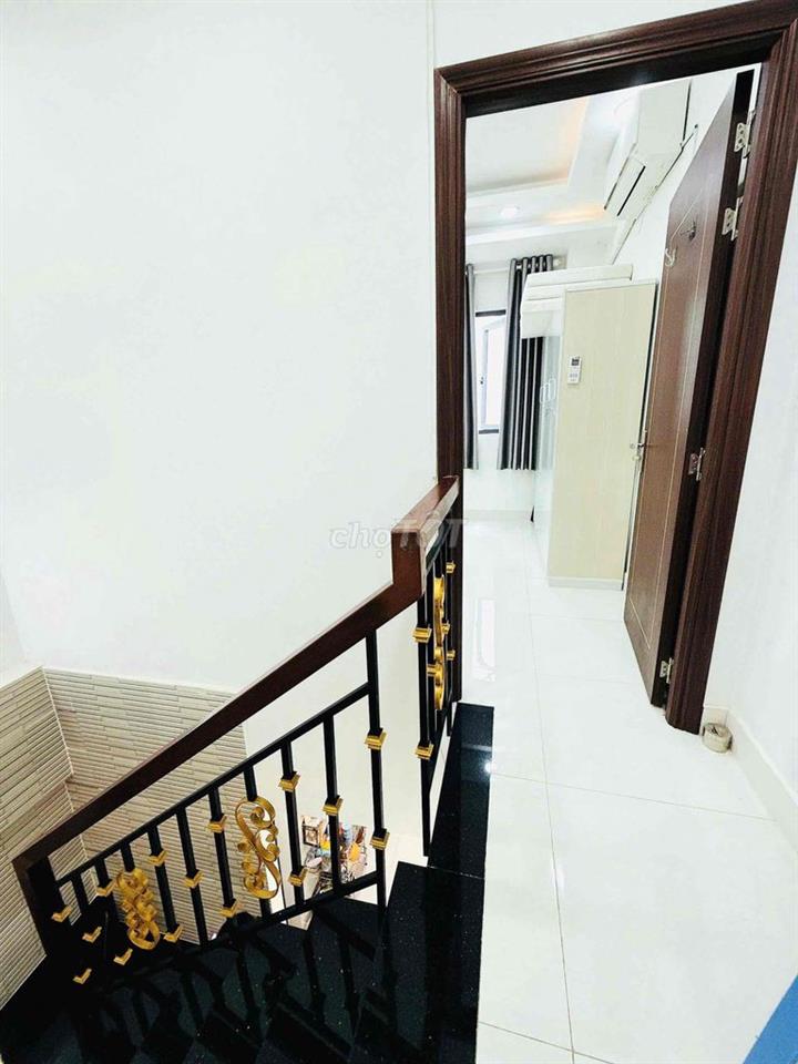 Nhà 2 tầng (3.5 x9.5m), k lộ giới, gần Mặt tiền Dương Bá Trạc P2 Q8