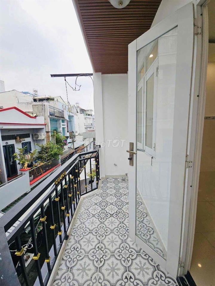 Nhà mới, k lộ giới, trệt, lửng, lầu, ST, (4x12m), nở hậu Âu Dương Lân