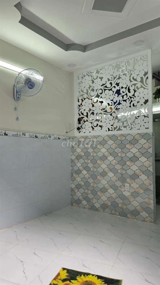 NHÀ BÁN. 1TRỆT +1 LẦU +1 LỬNG CAO 2MÉT.PHƯỜNG 15 QUẬN 8 TPHCM