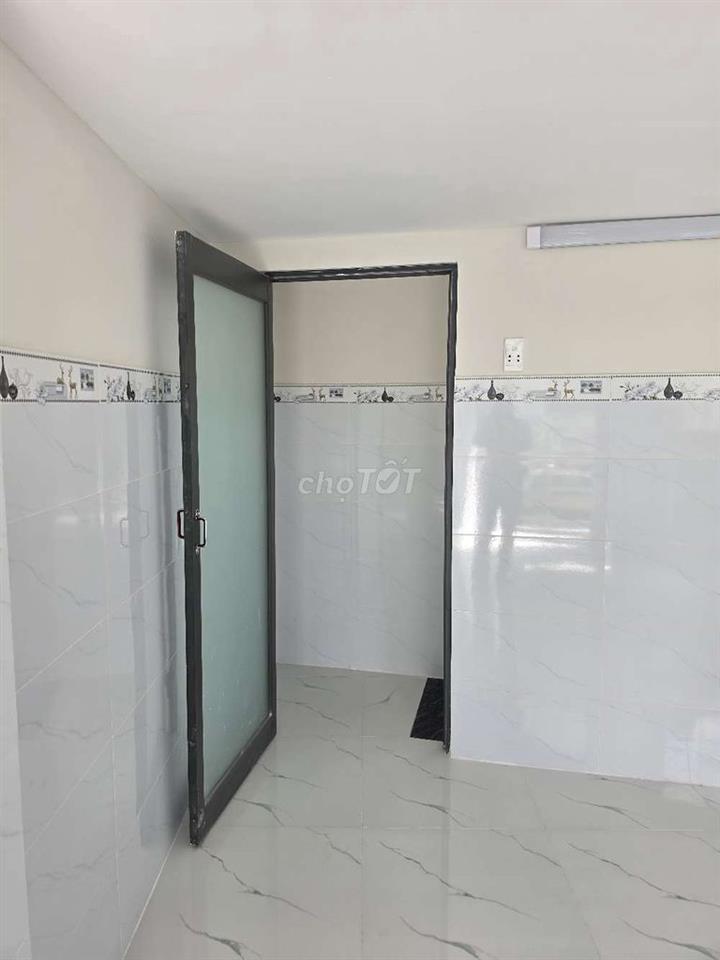 NHÀ BÁN. 1TRỆT +1 LẦU +1 LỬNG CAO 2MÉT.PHƯỜNG 15 QUẬN 8 TPHCM