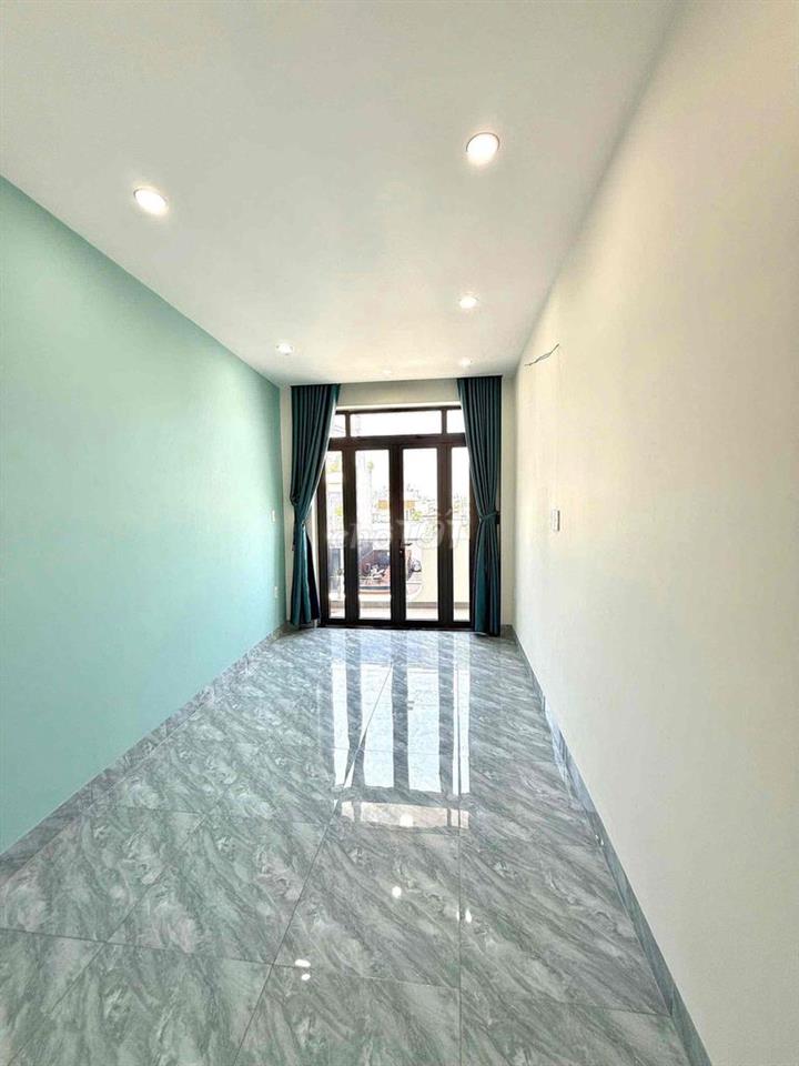 Chính chủ - HH cho MG - Nhà Mặt tiền Dã Tượng  xây mới 3 lầu ST