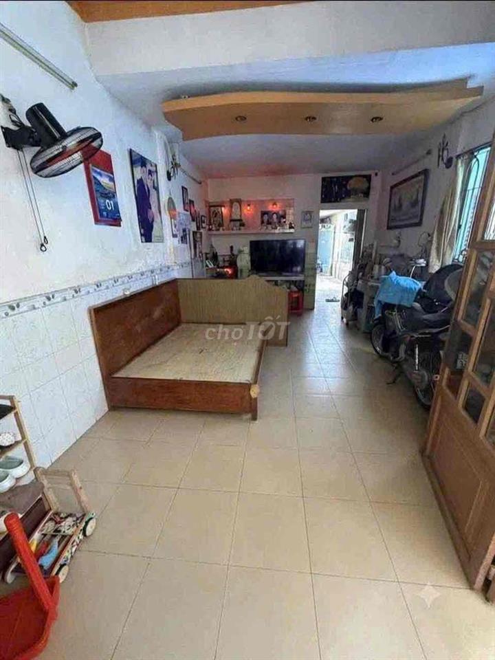 Nhà 1 sẹc Âu Dương Lân 51m2 đất tiện sửa chữa xây mới
