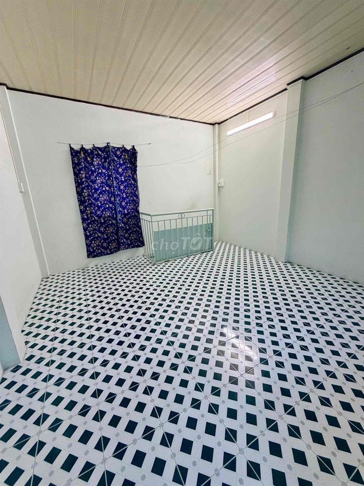Nhà âu dương lân ko lộ giới 20m2 đất