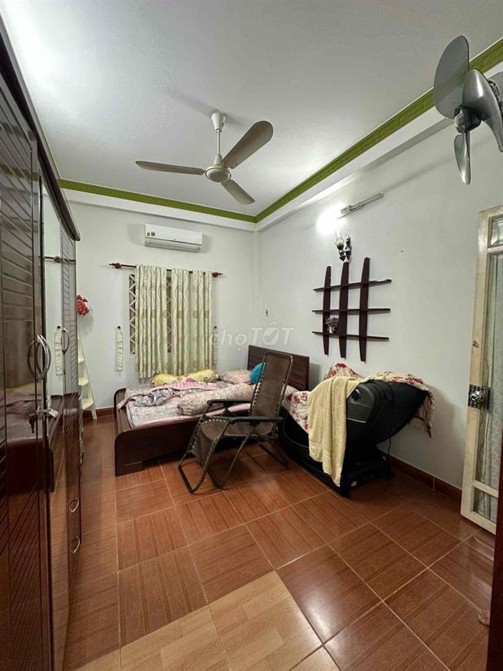 Nhà 56m2 đất 2 lầu sân thượng nội bộ chợ Phạm Thế Hiển