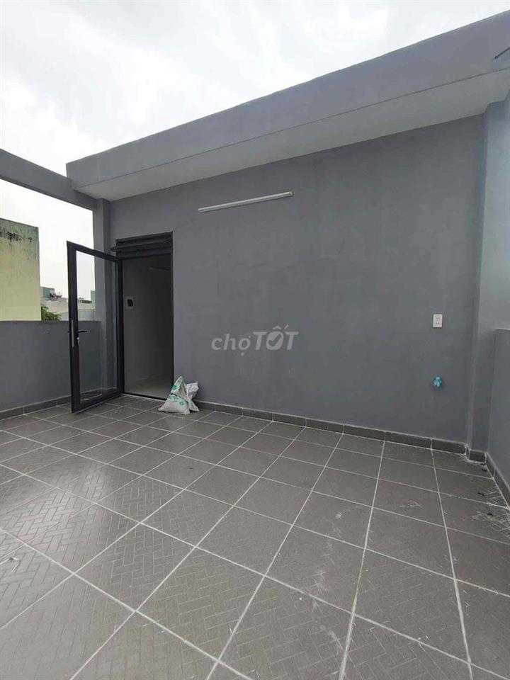 Bán nhà 3 lầu 4 pn mới xắy100% mới hẻm chợ nhi thiên đường p5 Q8