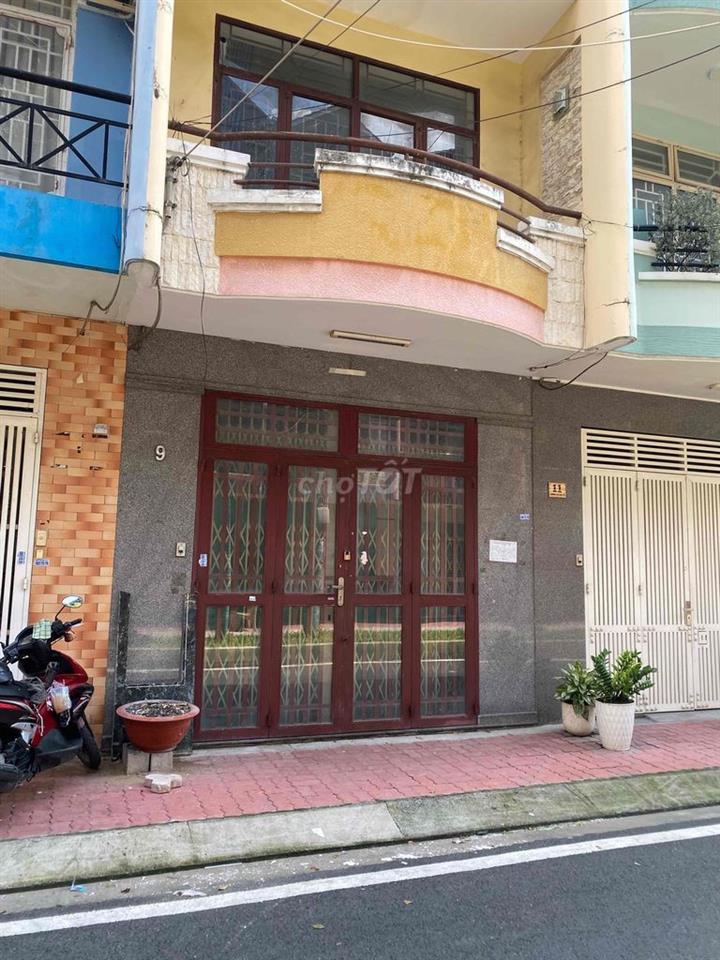 Ban nhà 4 tângdúc BTCT 5 pn đường 218 cao lỗ  p 4 # Q8