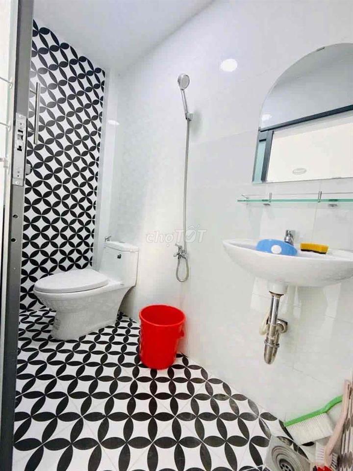 Bán nhà DT khủng hẻm 154/ âu dương lân p3 Q8