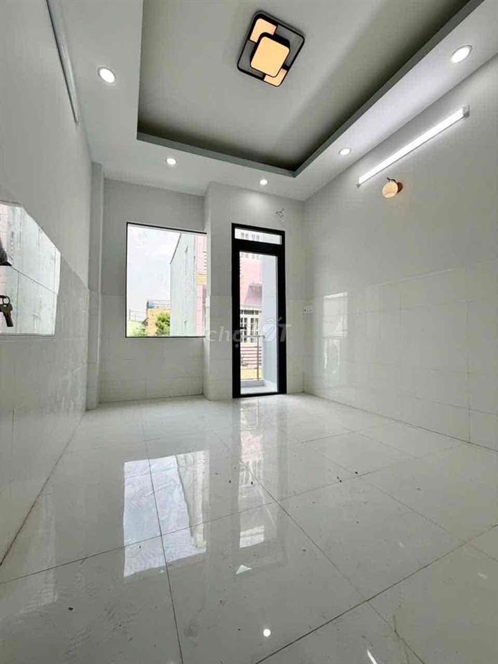 nhà bán 3.5 x 12m.  2 lầu. đường Mễ cốc F15.Q8.