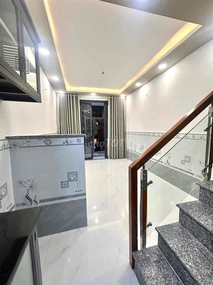 🏡 nhà bán 3m x 7m. 1 lầu. đường Phú định F16.Q8