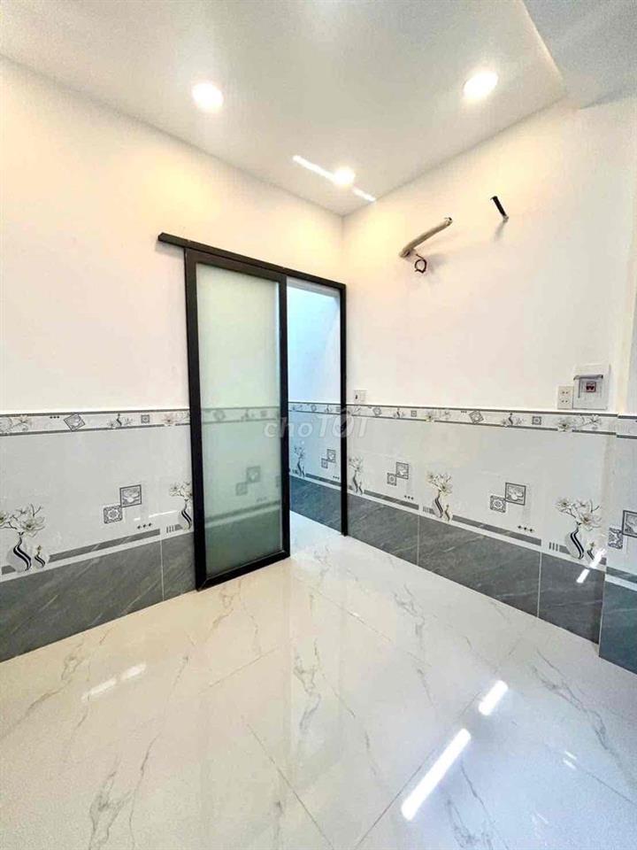 🏡 nhà bán 3m x 7m. 1 lầu. đường Phú định F16.Q8