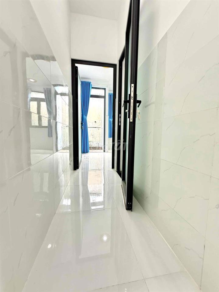 nhà bán 3 x 7m. 1 lầu đường Mễ cốc f15.Q8