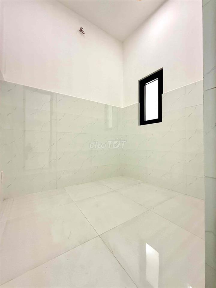 nhà bán 3 x 7m. 1 lầu đường Mễ cốc f15.Q8