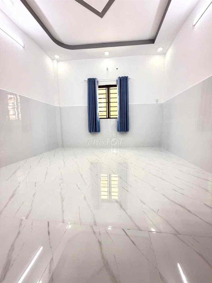 nhà bán 4 x 10m. 1 lầu đường bến Phú định F16.Q8