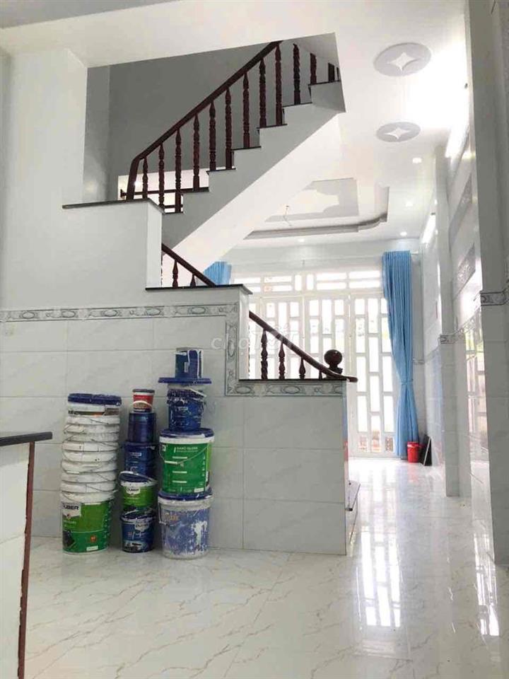 bán nhà 4m x 11m. 2 lầu. đường Phú định F16.Q8.