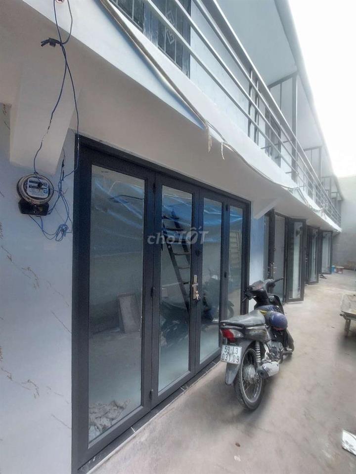 Bán nhà đường Phạm Hùng C1 DT.3m×5m } 1 Lầu 1 Phòng 1 toilet Hẽm chợ