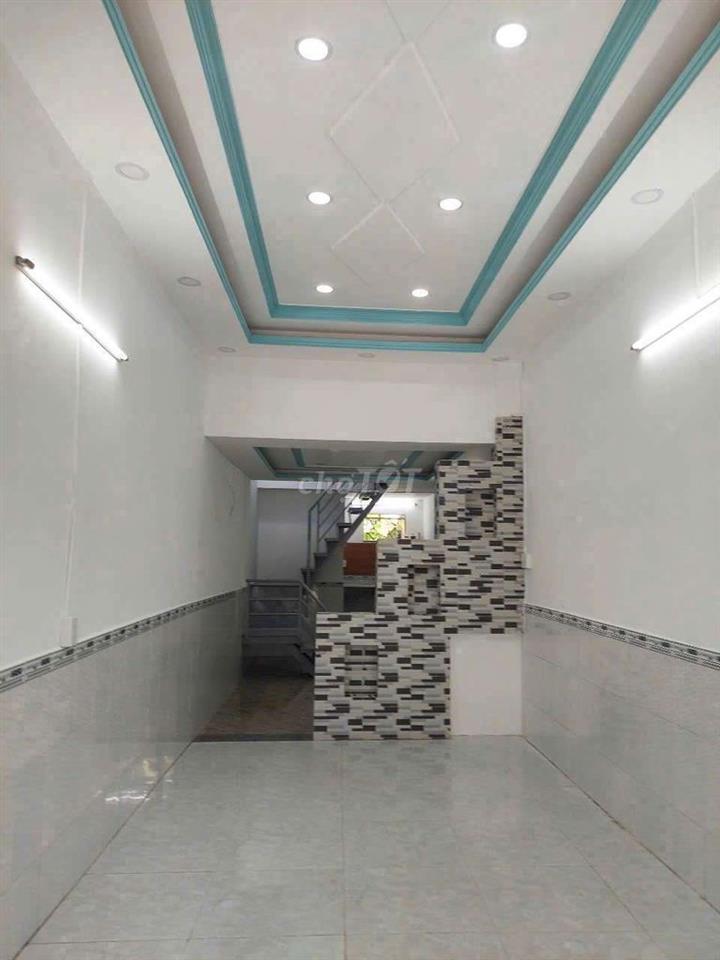 Bán nhà đường Phạm Hùng C3 DT.3m×13m } 1 Lững 2 Phòng 1 toilet hẽm 8m