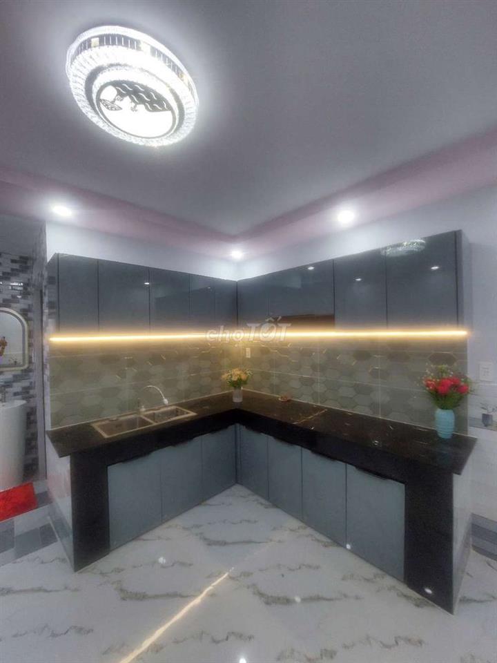 Bán nhà Mặt Tiền Hẽm đường Phạm Hùng C4 DT.4m×17m } 1 Lững 3 Phòng 2wc