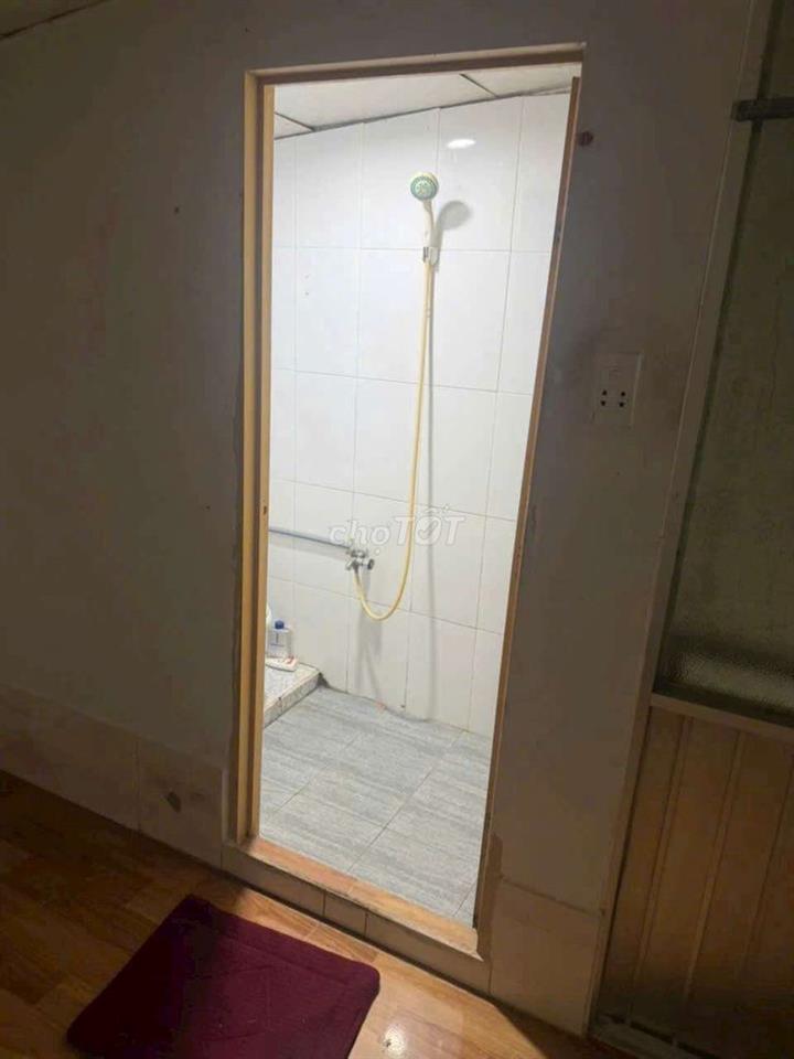 Bán nhà Mặt tiền hẽm đường Phạm Hùng C5 DT.4m×3m2 } 1 Lầu 1Phòng 1wc