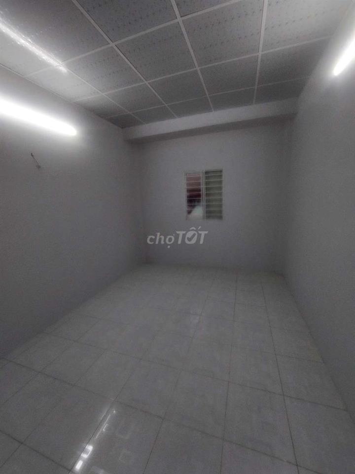 Bán nhà đường Phạm Hùng C7D DT.3m5×15m } 1Lầu 2 Phòng 2 toilet Hẽm 10m