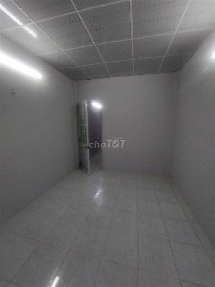 Bán nhà đường Phạm Hùng C7D DT.3m5×15m } 1Lầu 2 Phòng 2 toilet Hẽm 10m