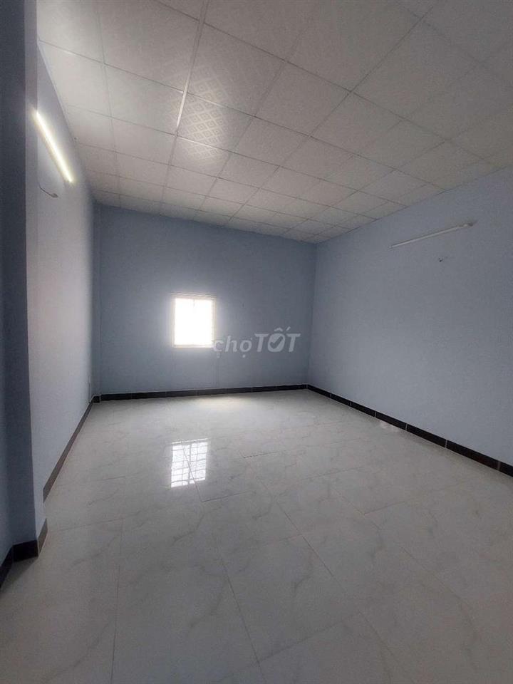 Bán nhà đường Phạm Hùng C7C DT.4m5×16m } 1 lầu 3 Phòng 2 toilet Hẽm3m5