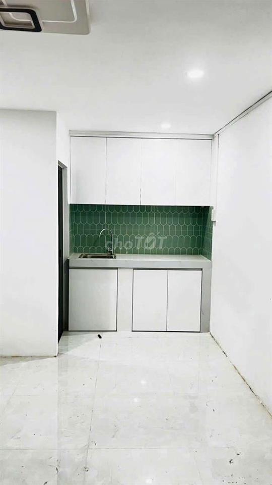 Bán nhà đường Phạm Hùng C10 DT.3×6 } 1 Lầu 1 Phòng 1 toilet hẽm xe tải