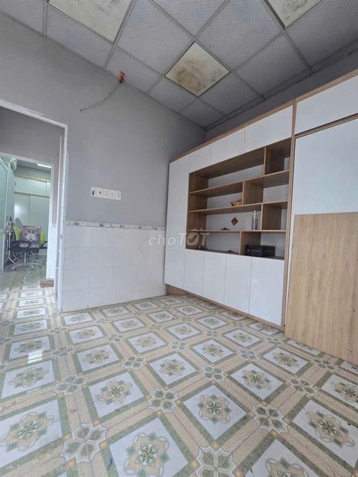 Bán nhà Mặt Tiền đường Phạm Hùng C7B DT.3m2×10m } 1 Lầu 2Phòng 2toilet
