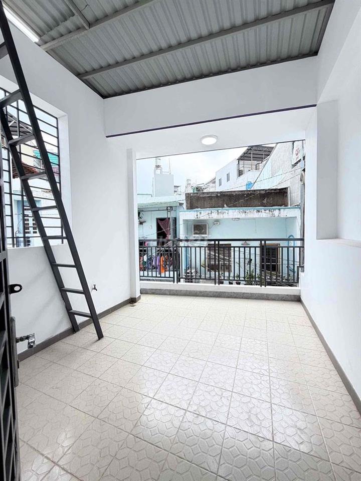 Nhà 55m2 Đất Hoàn Công Đủ Có P Ngủ Dưới Trệt Tc 3P Ngủ