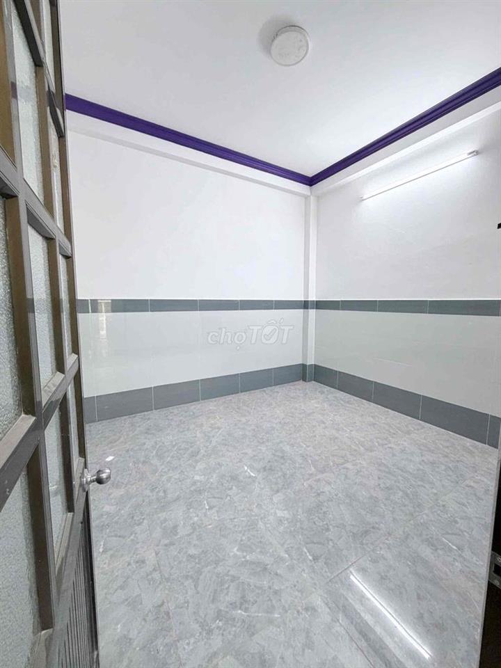 Nhà 55m2 Đất Hoàn Công Đủ Có P Ngủ Dưới Trệt Tc 3P Ngủ