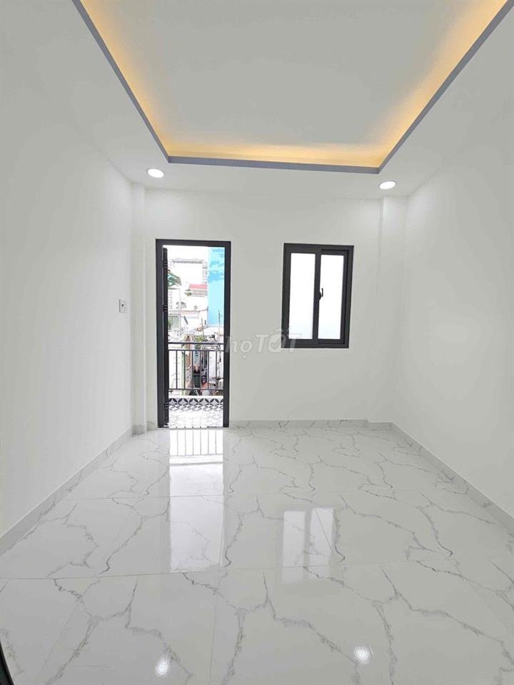 Nhà Lầu 3 Tầng - Hẻm 3m - 3P Ngủ Âu Dương Lân P3 Q8