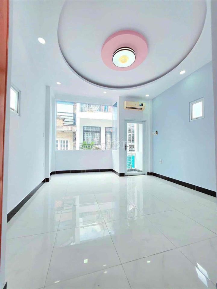 Nhà Lầu 4 Tầng Hẻm Oto Ngay Công Viên Bông Sao P5 Q8