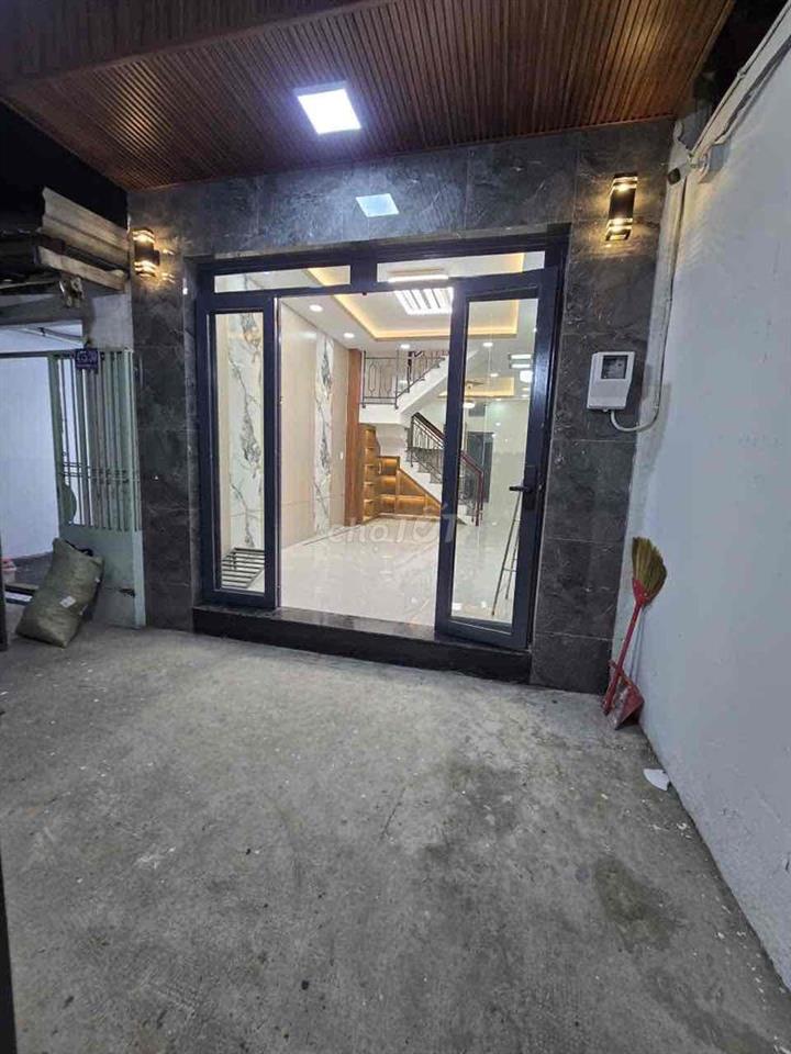 Nhà Lầu 4 Tầng Hẻm 4m Sát Mặt Tiền P12 Q8