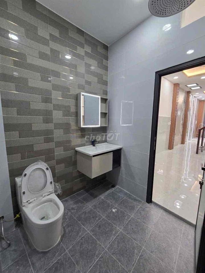 Nhà Lầu 4 Tầng Hẻm 4m Sát Mặt Tiền P12 Q8