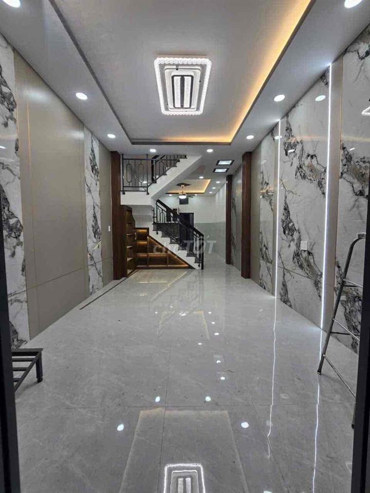 Nhà Lầu 4 Tầng Hẻm 4m Sát Mặt Tiền P12 Q8