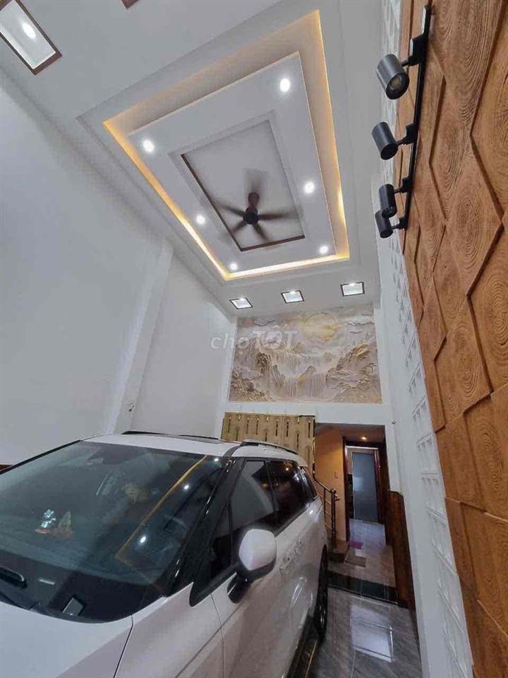 Nhà Lầu 5 Tầng Mặt Tiền Đường Số P4 Q8