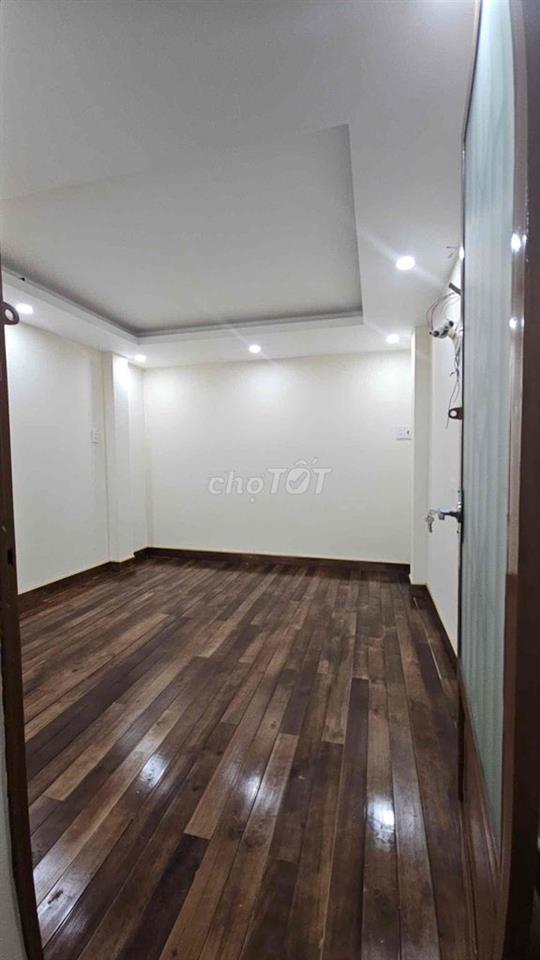 Nhà Lầu 5 Tầng Mặt Tiền Đường Số P4 Q8