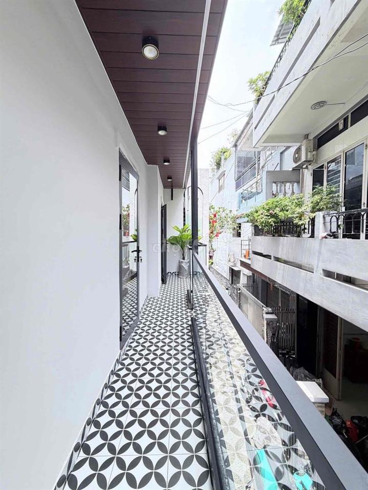 Nhà Lầu 3 Tầng 4P Ngủ Cách 3 Căn Ra Mặt Tiền Hưng Phú P9