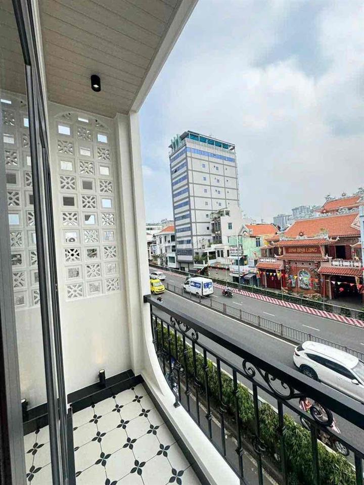 Mặt Tiền Kinh Doanh Nhà Lầu 4 Tầng Dương Bá Trạc P2 Q8