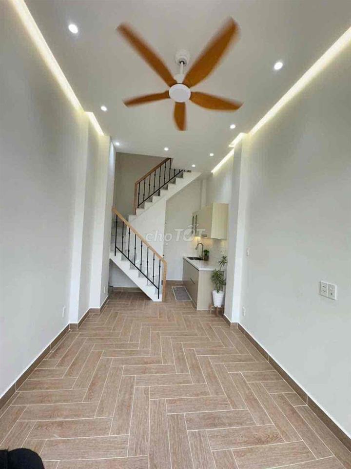 Mặt Tiền Kinh Doanh Nhà Lầu 4 Tầng Dương Bá Trạc P2 Q8